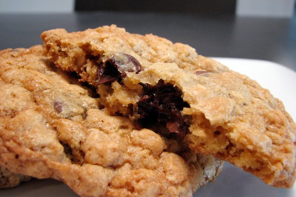 chocolate oatmeal chip cookies